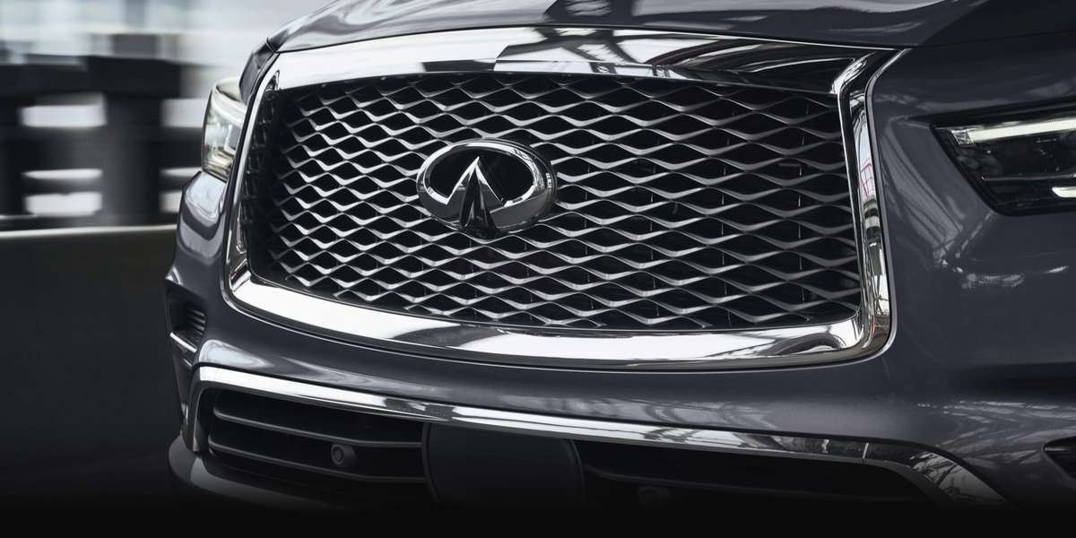 2023 Infiniti QX80 grille
