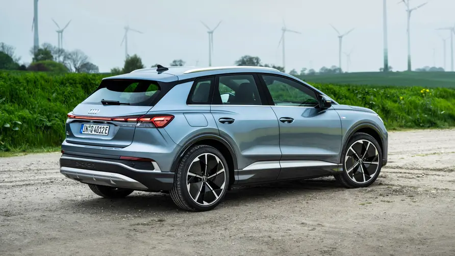 أودي-Audi Q4 e-tron