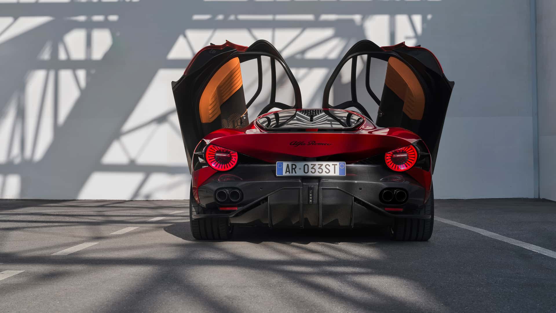  ألفا روميو 33 Stradale 2023